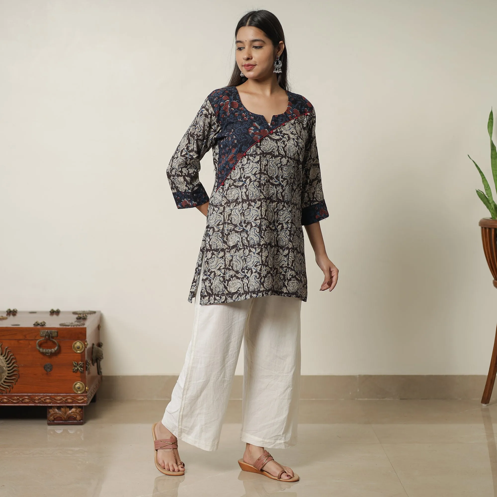 Black - Pedana Kalamkari Block Printed Cotton Short Kurta with Ajrakh Patchwork 02