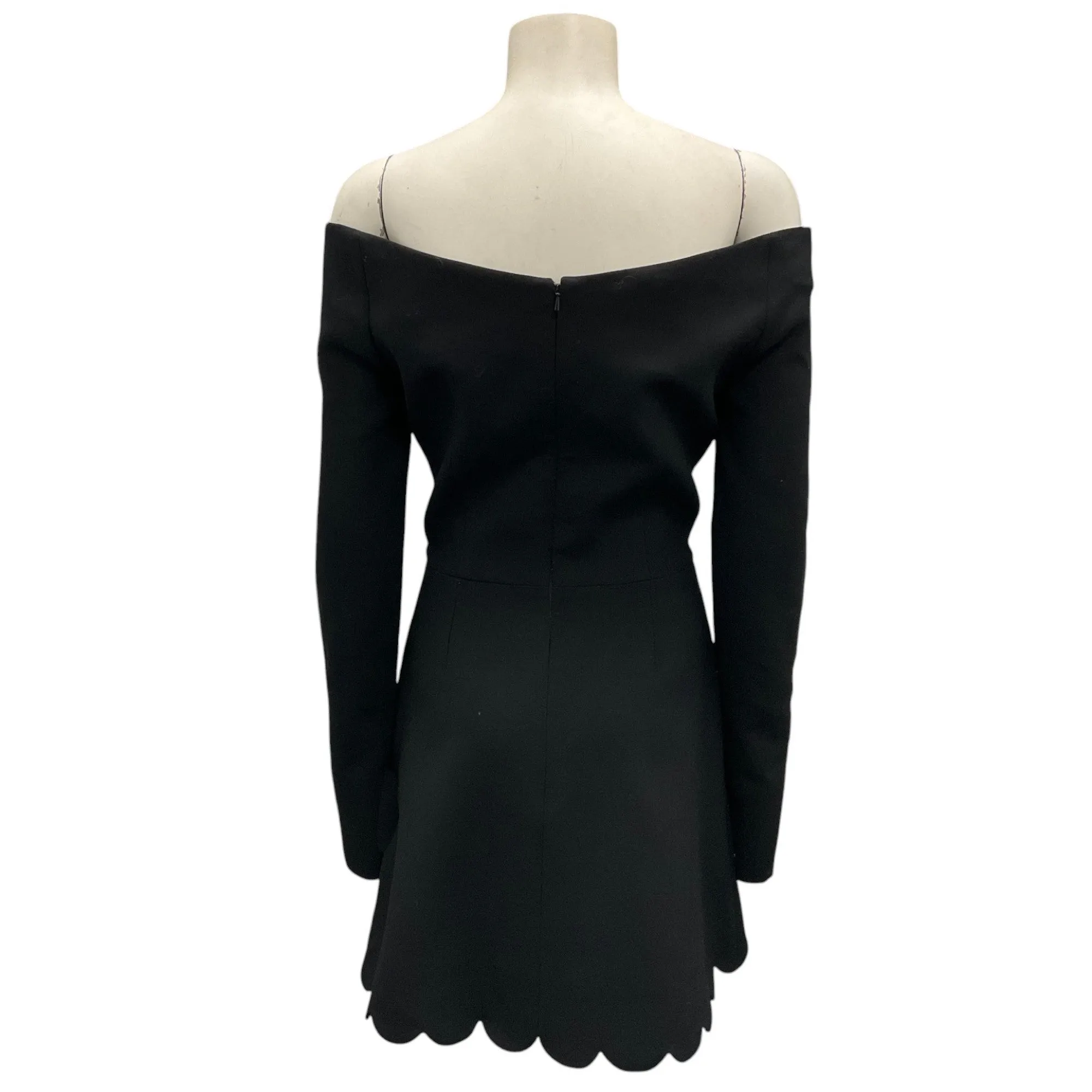 Carolina Herrera Black Scalloped Hem Long Sleeved Crepe Mini Dress