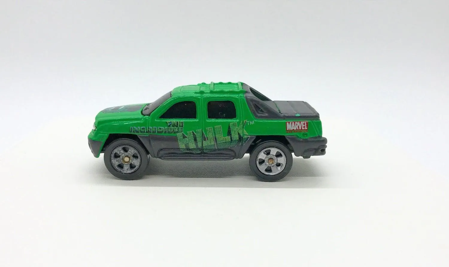 Maisto Green 2002 Chevy Avalanche Incredible Hulk (2003)