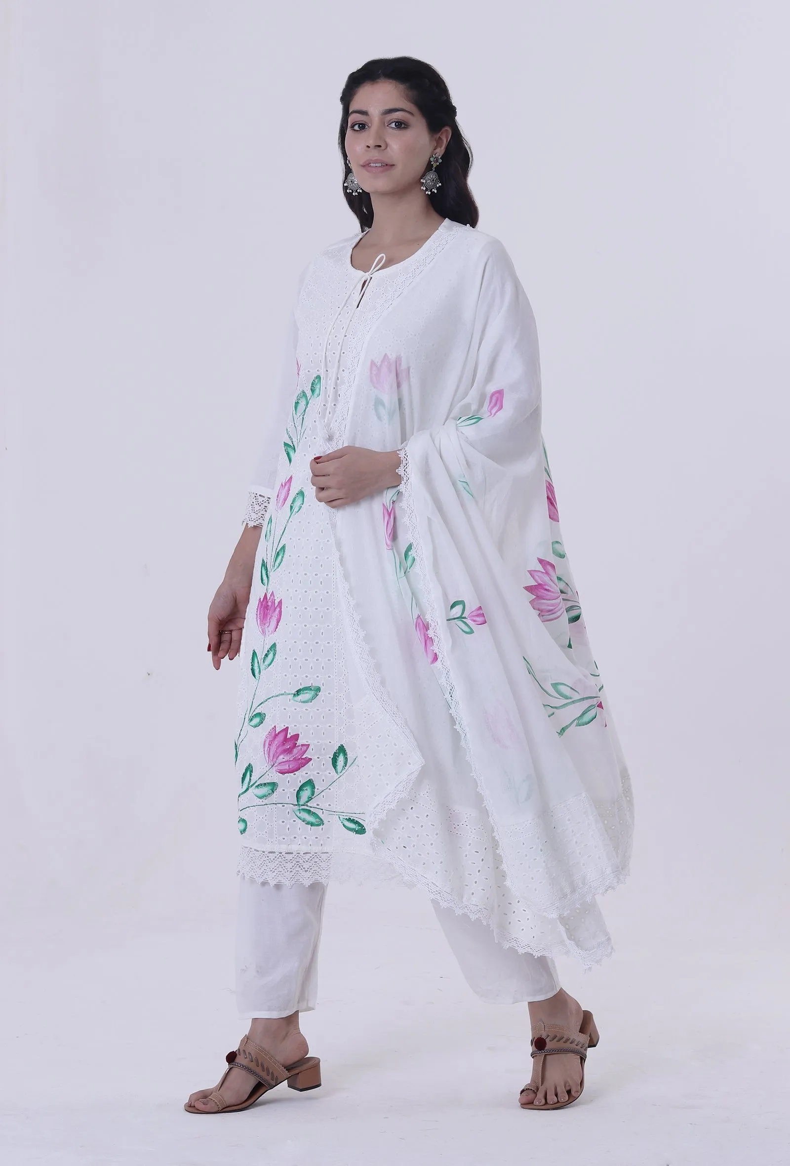 White Cotton Chikankari Laces Dupatta